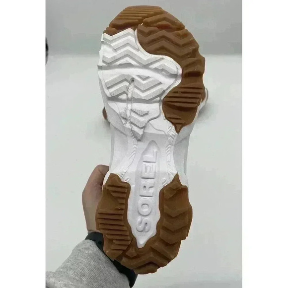 Sorel Kinetic Breakthrough Caribou Booties Size 6.5 - Picture 3 of 8